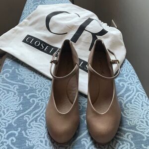 Tan Heels with Classic Design and Strap Detail
